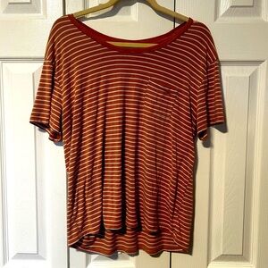 🤎 Mossimo Striped Pocket Tee Size L